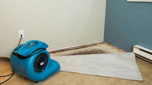 10 signs of hidden water damage in your home